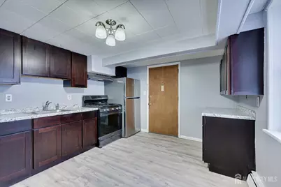 2 Garfield Park, Edison, NJ 08837 - Photo 5