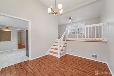 32 Waverly Dr, West Drive, Middlesex, NJ 08817 - Photo 13