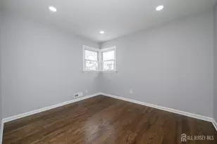 311 Chestnut St, Middlesex, NJ 08846 - Photo 13