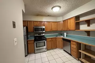 62 Colleen Ct, South Brunswick Township, NJ 08824 - Photo 5