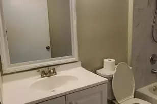 261 Kempsey Dr, North Brunswick Township, NJ 08902 - Photo 23