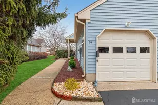 5 Scarborough Rd, Monroe Township, NJ 08831 - Photo 19