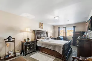 390 College Dr, Edison, NJ 08817 - Photo 9