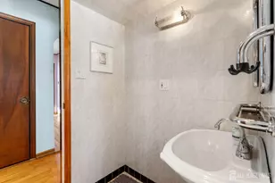 786 Wood Ave, Colonia, NJ 07067 - Photo 19