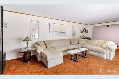 786 Wood Avenue, Colonia, NJ 07067 - Photo 7