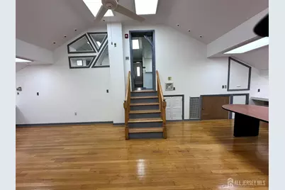 107 Stuyvesant Avenue #201, Lyndhurst Township, NJ 07071 - Photo 7