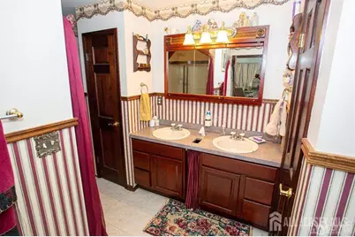 219 Johnson Lane, Sayreville, NJ 08859 - Photo 39