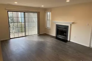 297 Cozzens Ct, East Brunswick Township, NJ 08816 - Photo 5