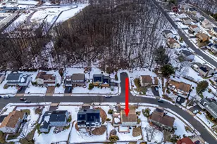 34 Stratford Cir, Edison, NJ 08820 - Photo 5