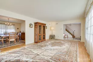 34 Stratford Cir, Edison, NJ 08820 - Photo 9