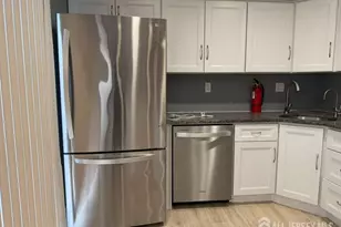 2 Mochen Ct, Sayreville, NJ 08872 - Photo 7