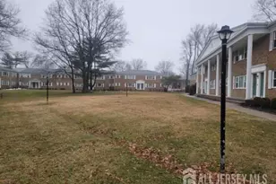 26 Judson St, Edison, NJ 08837 - Photo 9