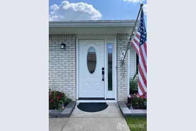 547 Cornus Plaza #C, Monroe Township, NJ 08831 - Photo 5