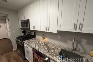 432 College Dr, Edison, NJ 08817 - Photo 5