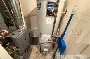 432 College Dr, Edison, NJ 08817 - Photo 17