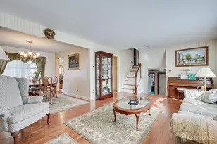 19 Annette Dr, Edison, NJ 08820 - Photo 17