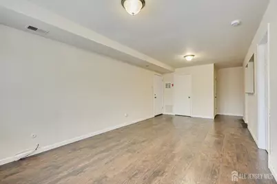 342 College Drive, Edison, NJ 08817 - Photo 7