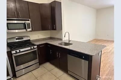 88 Roosevelt Avenue #106, Carteret, NJ 07008 - Photo 5