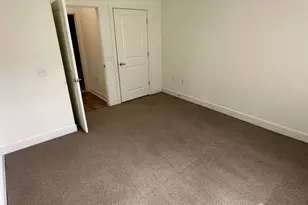 88 Roosevelt Ave, Carteret, NJ 07008 - Photo 11