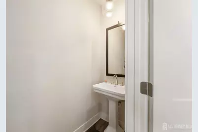 707 Station Road, Dunellen, NJ 08812 - Photo 7