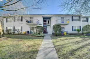 130 Applegate Ln, East Brunswick Township, NJ 08816 - Photo 1