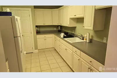 103 Liddle Avenue, Edison, NJ 08837 - Photo 37