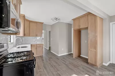 419 Inslee Street, Perth Amboy, NJ 08861 - Photo 9