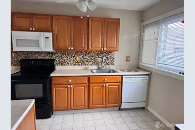 489 Madison Drive, East Windsor Township, NJ 08520 - Photo 3