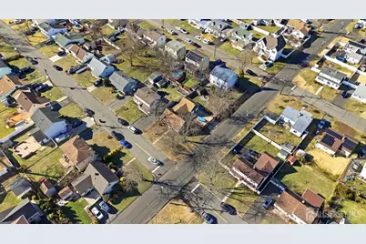 77 W Arthur Place, Iselin, NJ 08830 - Photo 27