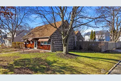 77 W Arthur Place, Iselin, NJ 08830 - Photo 23