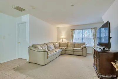 150 Prestwick Way, Edison, NJ 08820 - Photo 7