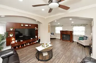 379 Ashley St, Perth Amboy, NJ 08861 - Photo 7