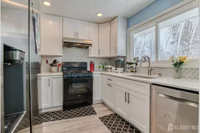 196 Albert Avenue, Milltown, NJ 08850 - Photo 9