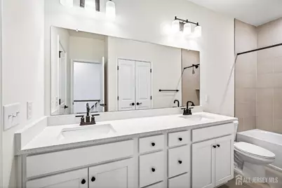 507 Sadie Circle, New Brunswick, NJ 08901 - Photo 19