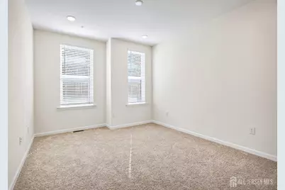 507 Sadie Circle, New Brunswick, NJ 08901 - Photo 15