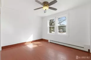 25 Langley Pl, New Brunswick, NJ 08901 - Photo 7