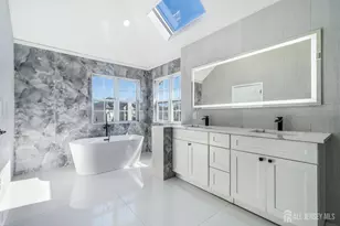 9 Lavender Dr, Piscataway Township, NJ 08854 - Photo 25