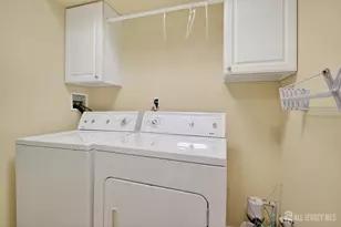 9 Parkside Dr, Spotswood, NJ 08884 - Photo 27