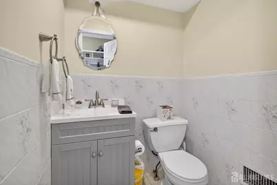 9 Parkside Drive, Spotswood, NJ 08884 - Photo 17