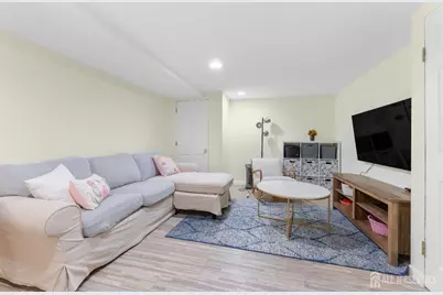 39 Dexter Road, East Brunswick Township, NJ 08816 - Photo 27