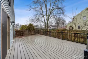 18 Erik Dr, North Brunswick Township, NJ 08902 - Photo 23