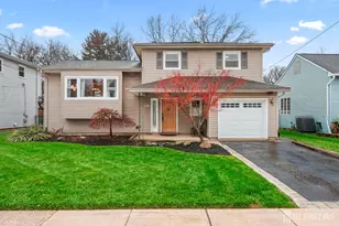 29 Hollywood Dr, Woodbridge Township, NJ 07095 - Photo 1