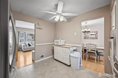 29 Hollywood Drive, Woodbridge Township, NJ 07095 - Photo 13