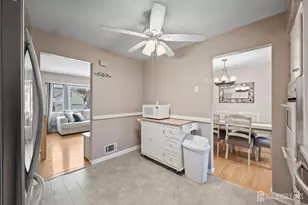 29 Hollywood Dr, Woodbridge Township, NJ 07095 - Photo 13