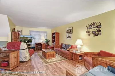 603 Holly Drive, Perth Amboy, NJ 08861 - Photo 3