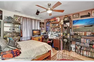 603 Holly Drive, Perth Amboy, NJ 08861 - Photo 19