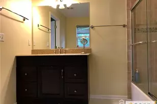 141 Forest Dr, Piscataway Township, NJ 08854 - Photo 9