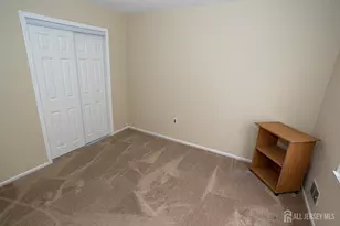 21 Rosewood Ct, Sayreville, NJ 08872 - Photo 21