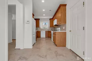 802 Schindler Dr, South Brunswick Township, NJ 08852 - Photo 15