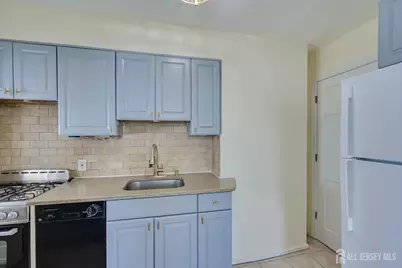 1 Coolidge Avenue, Edison, NJ 08837 - Photo 11